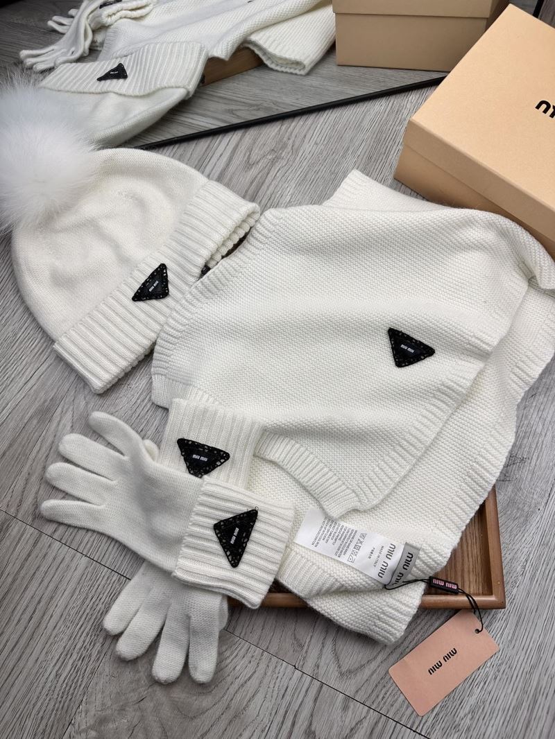 Miu Miu Caps Scarfs